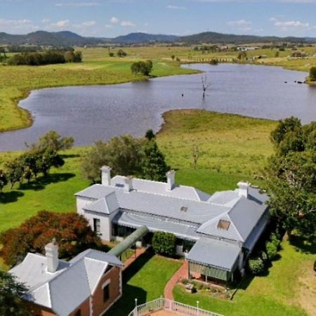 Lochinvar House Oswald エクステリア 写真